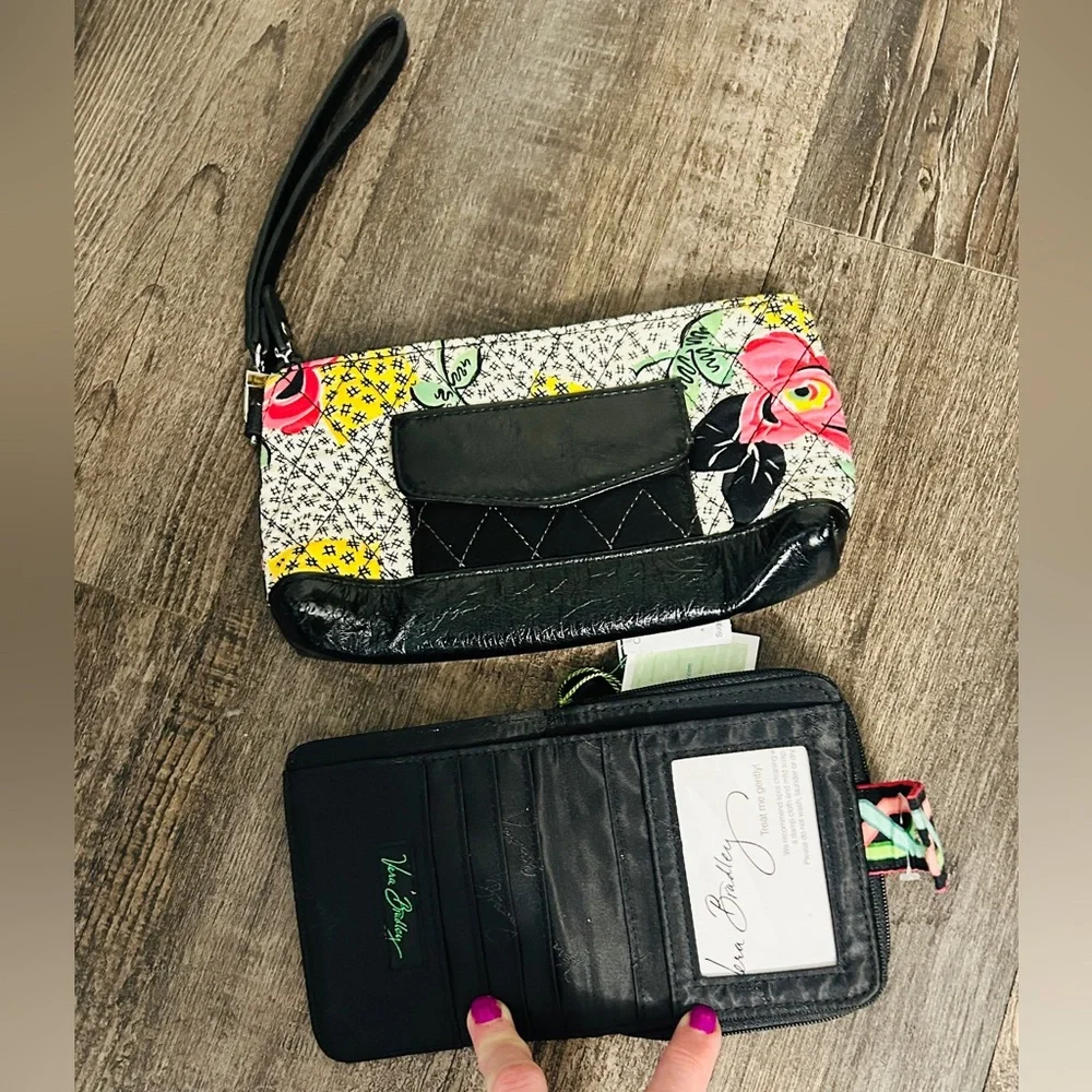 Vera Bradley Black Quilted Floral Wristlet and Floral Zip Bifold Wallet NWT - Picture 3 of 4